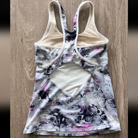 Lululemon Crossback TankMoody Mirage White Deep Navy / White Size 4 - Picture 3 of 4